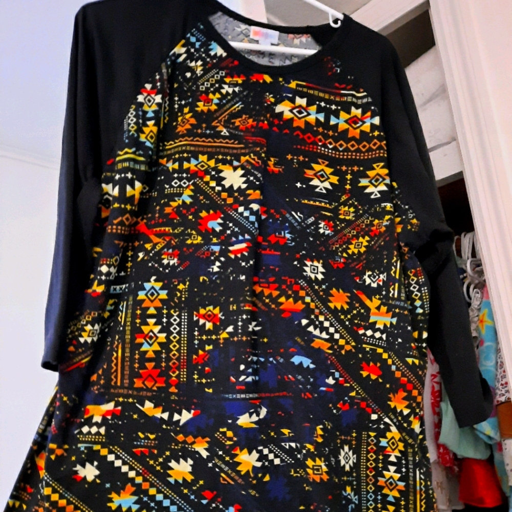 Lula Roe Shirt